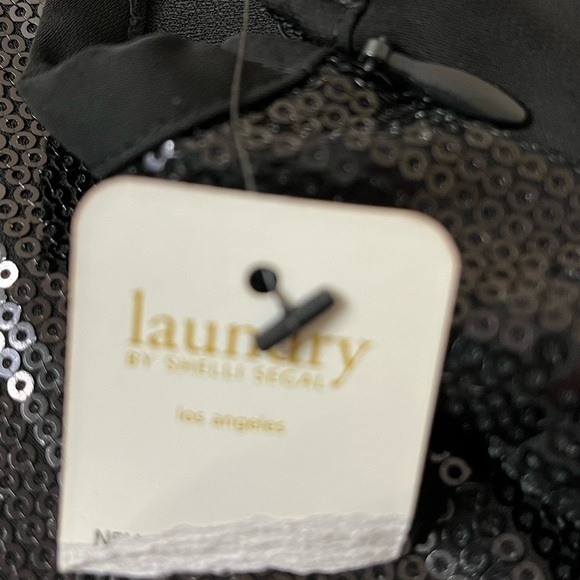 Laundry by Shelli Segal black sequined sleeveless blouse size 10 - Picture 6 of 7